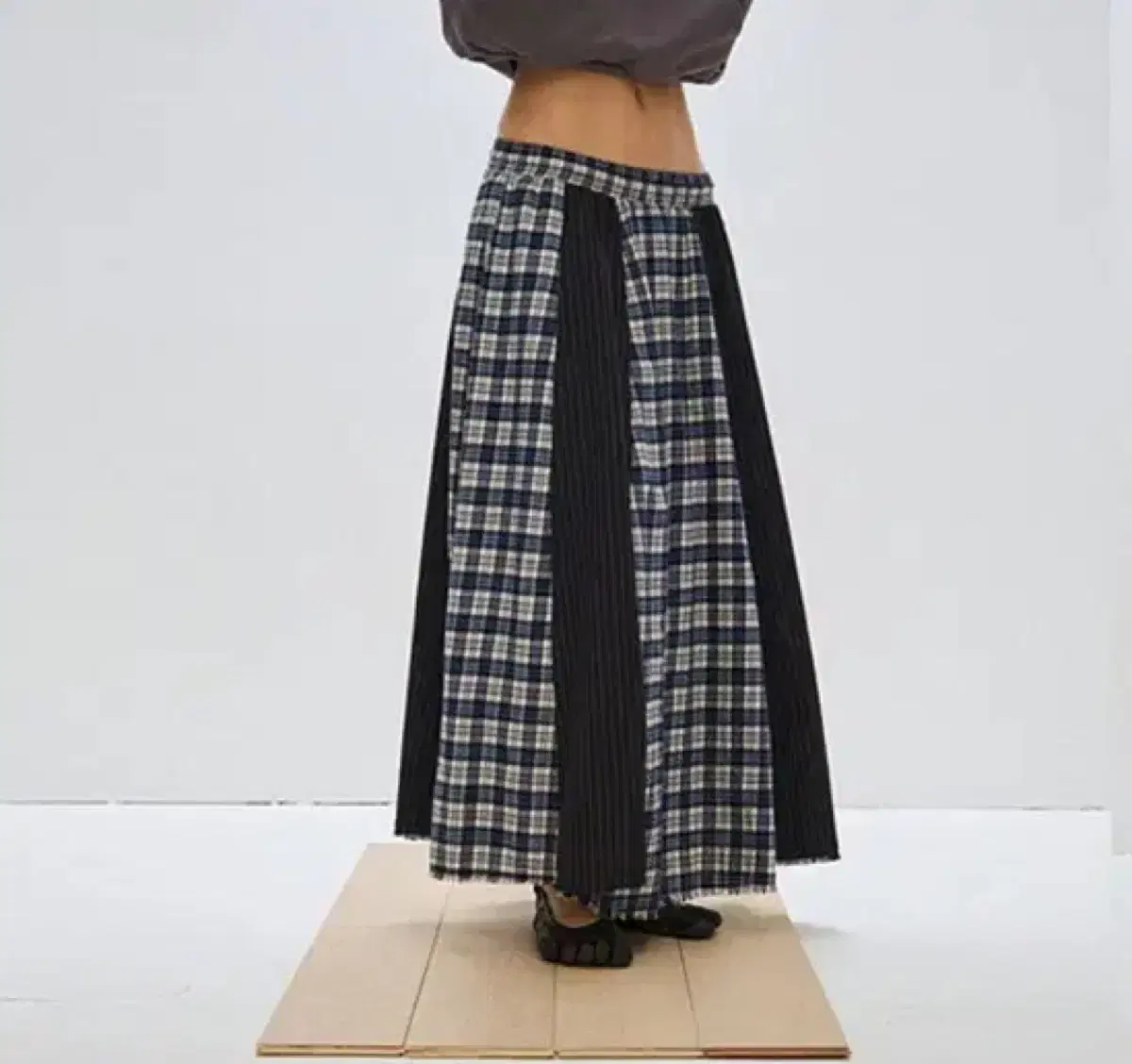 SETUP EXE Skirt 33 SPORTY SKIRT BLACK on Bunjang Global Site. SETUP EXE Skirt 33 SPORTY SKIRT BLACK on Bunjang Global Site.